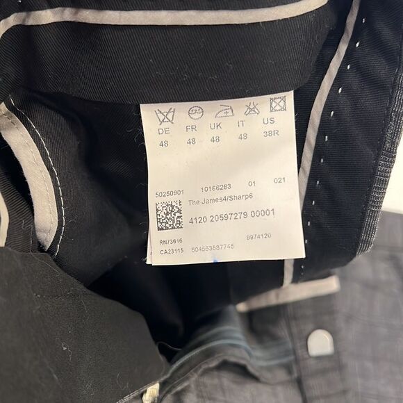 Hugo Boss Suit - Picture 5 of 16